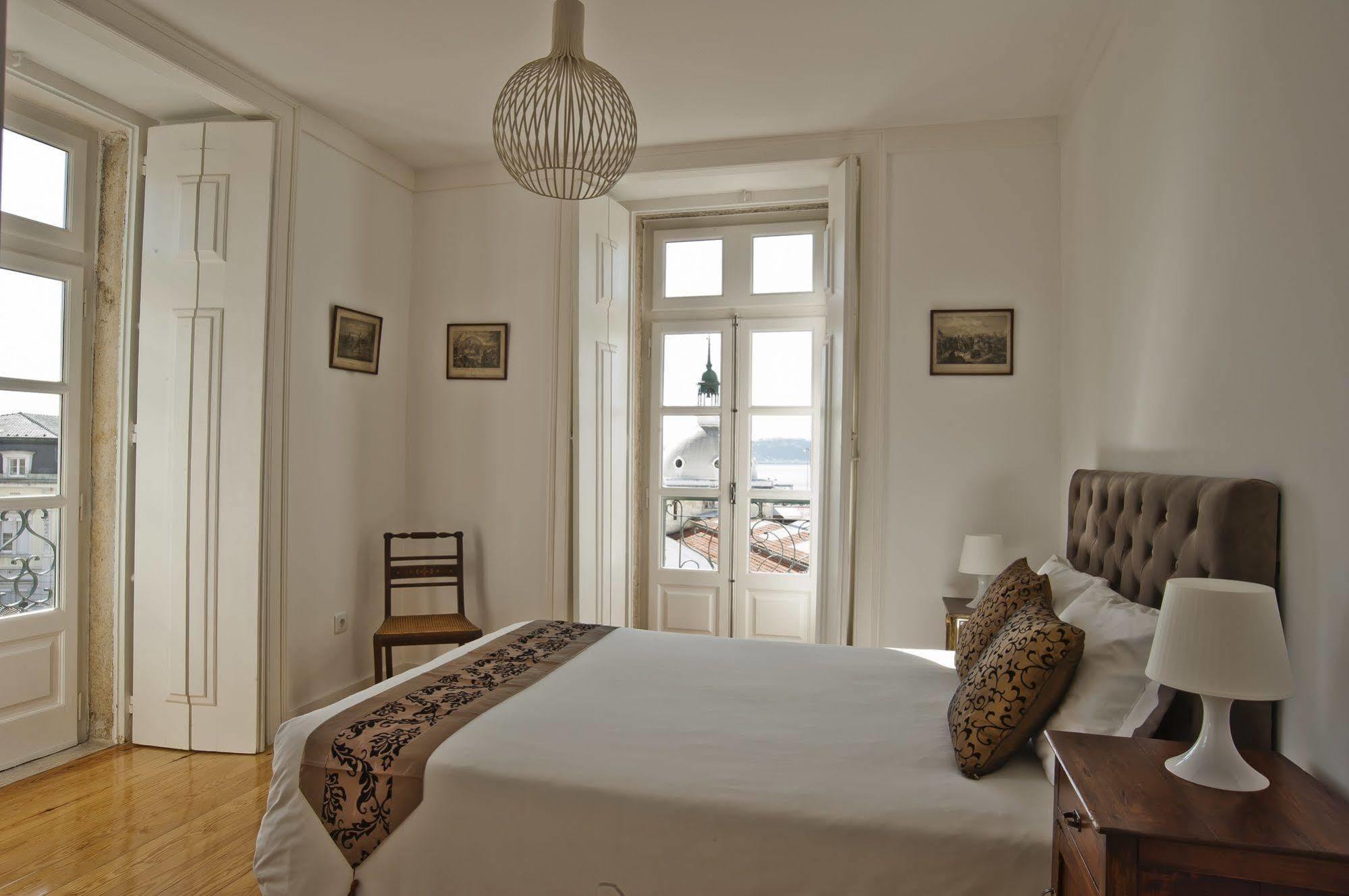 Ribeira Tejo By Shiadu Guesthouse Lissabon Exterior foto